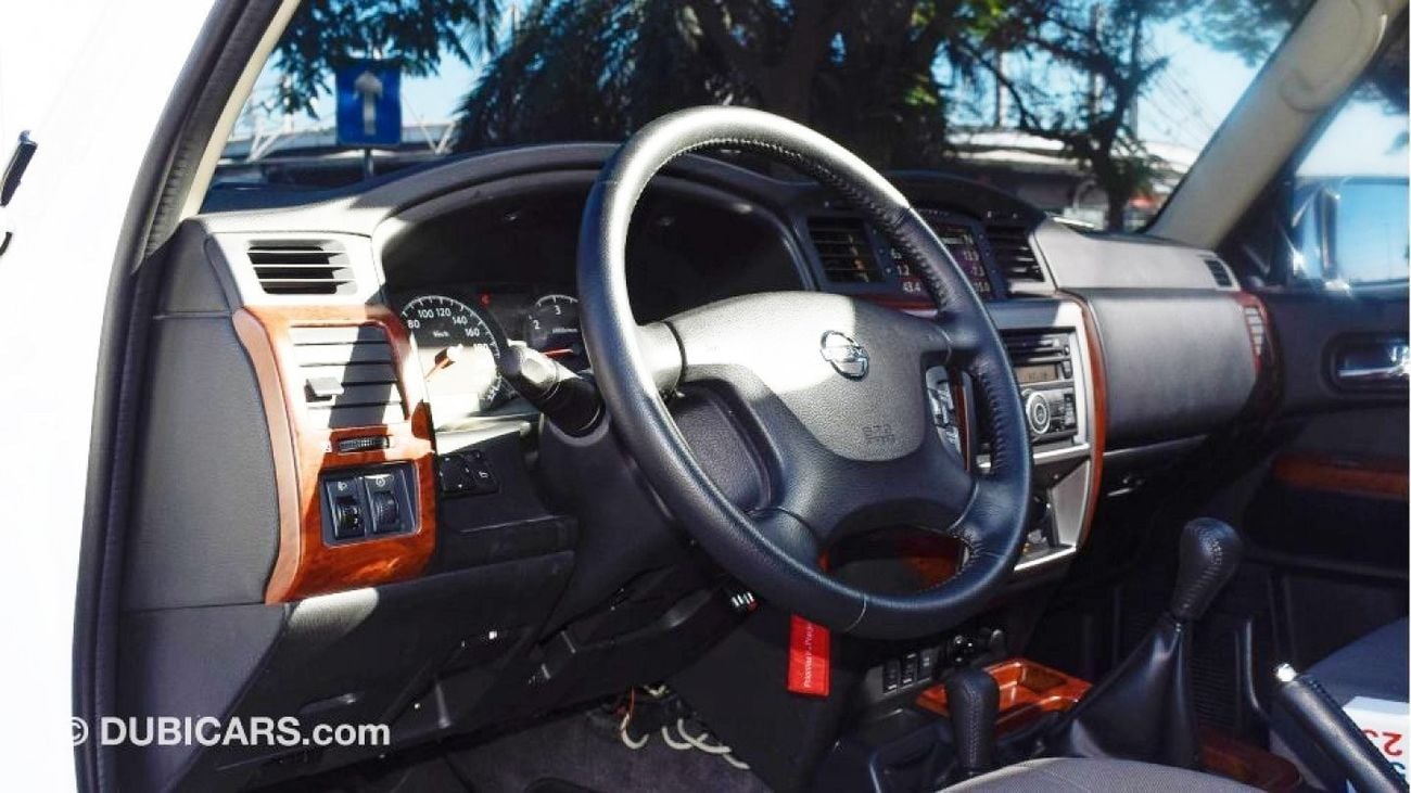 Nissan Patrol Safari