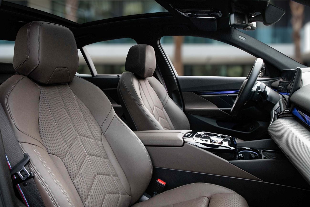 BMW 530i 530i MSport Pro | 4,798 P.M | 0% Downpayment | BMW WARRANTY!