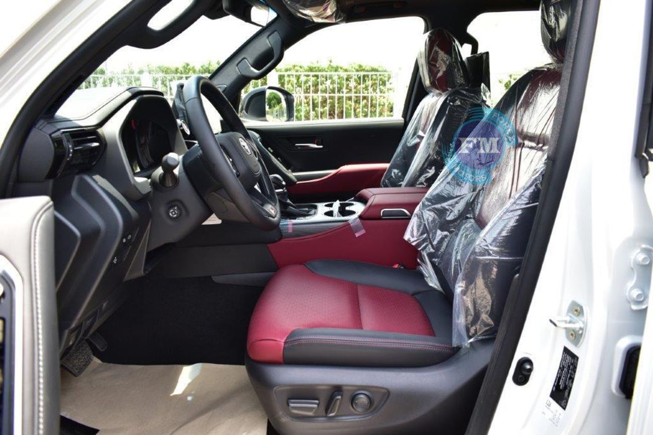 تويوتا لاند كروزر 300 V6 3.5L GR Sport Hybrid 7 Seat Automatic