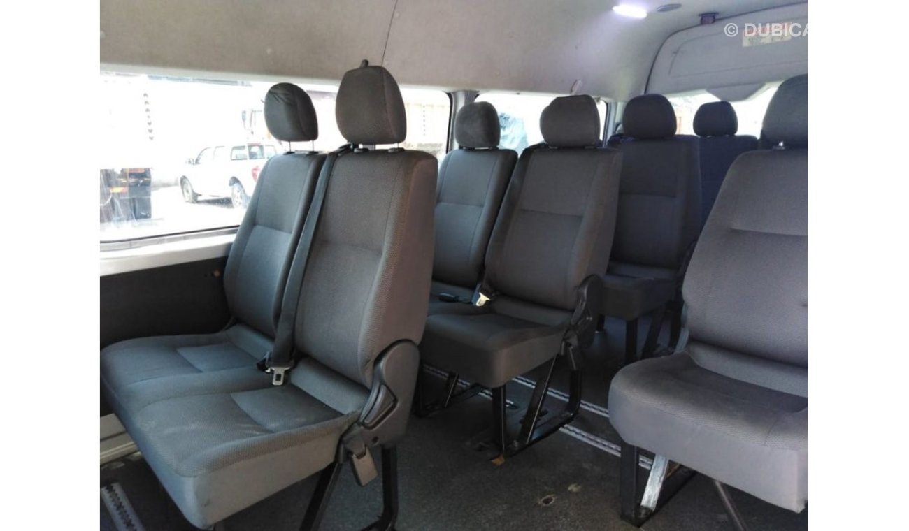 Toyota Hiace Hiace Commuter RIGHT HAND (Stock no PM 726 )