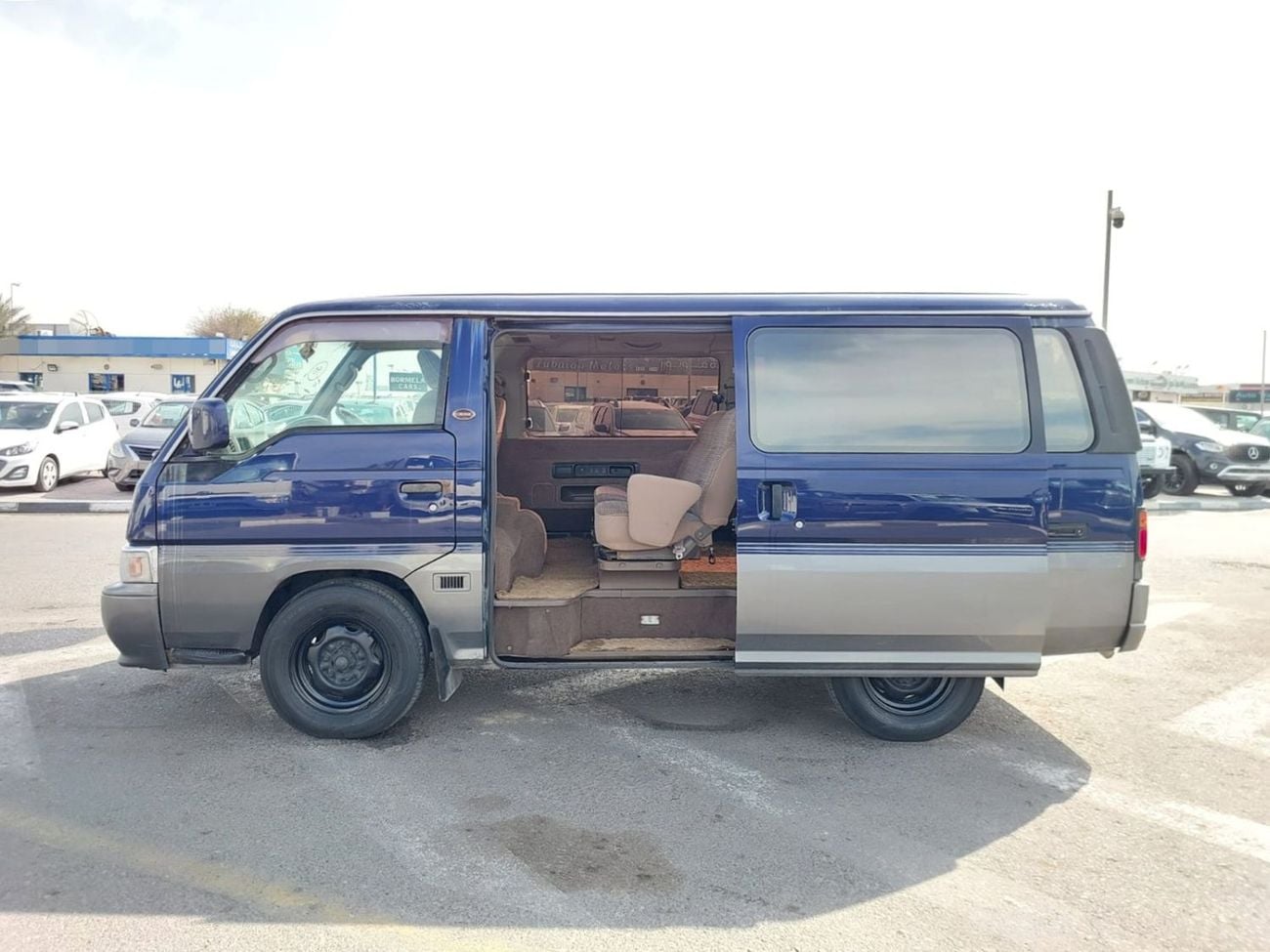 نيسان كارافان (RAMADAN OFFER) NISSAN CARAVAN VAN RHD 1996 MODEL 2.7 L DIESEL AUTOMATIC(PM63936)