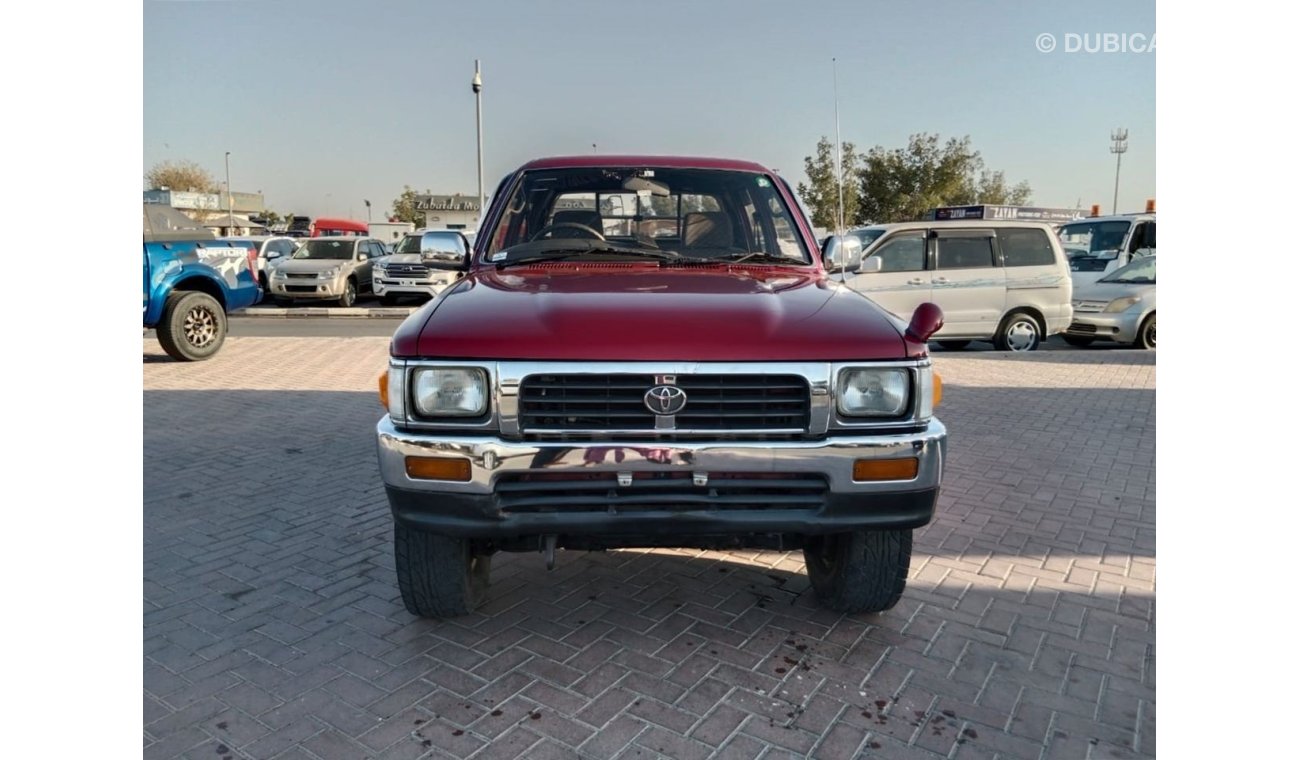 تويوتا هيلوكس TOYOTA HILUX PICK UP RIGHT HAND DRIVE (PM1349)