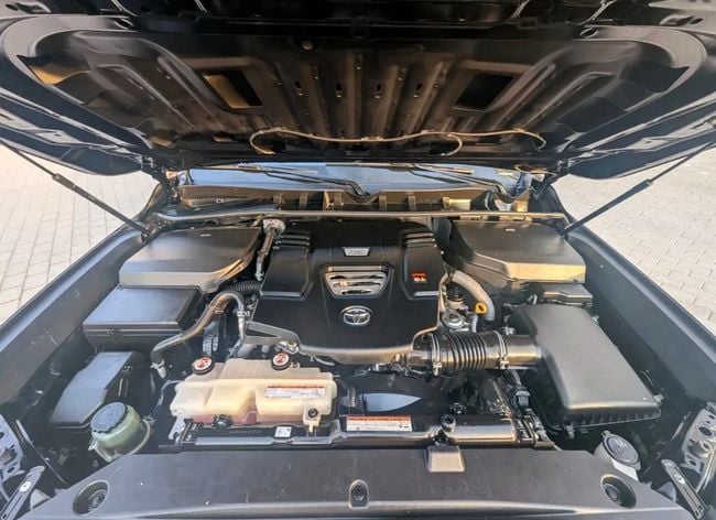 Toyota Land Cruiser GXR, миниатюра 27