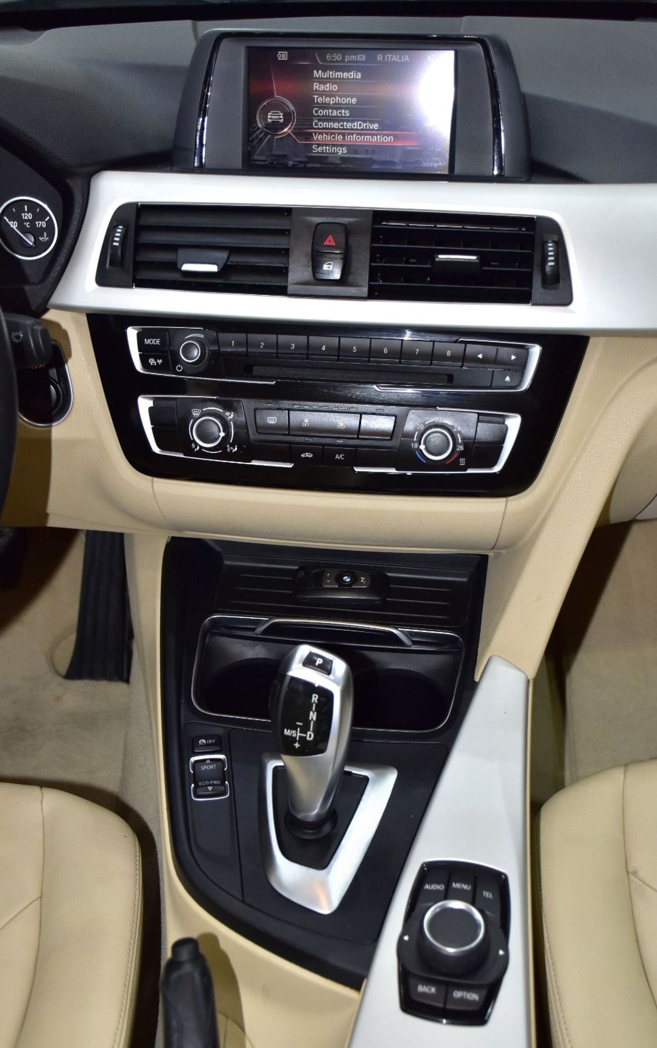 BMW 318i EXCELLENT DEAL for our BMW 318i ( 2016 Model ) in White Color GCC Specs