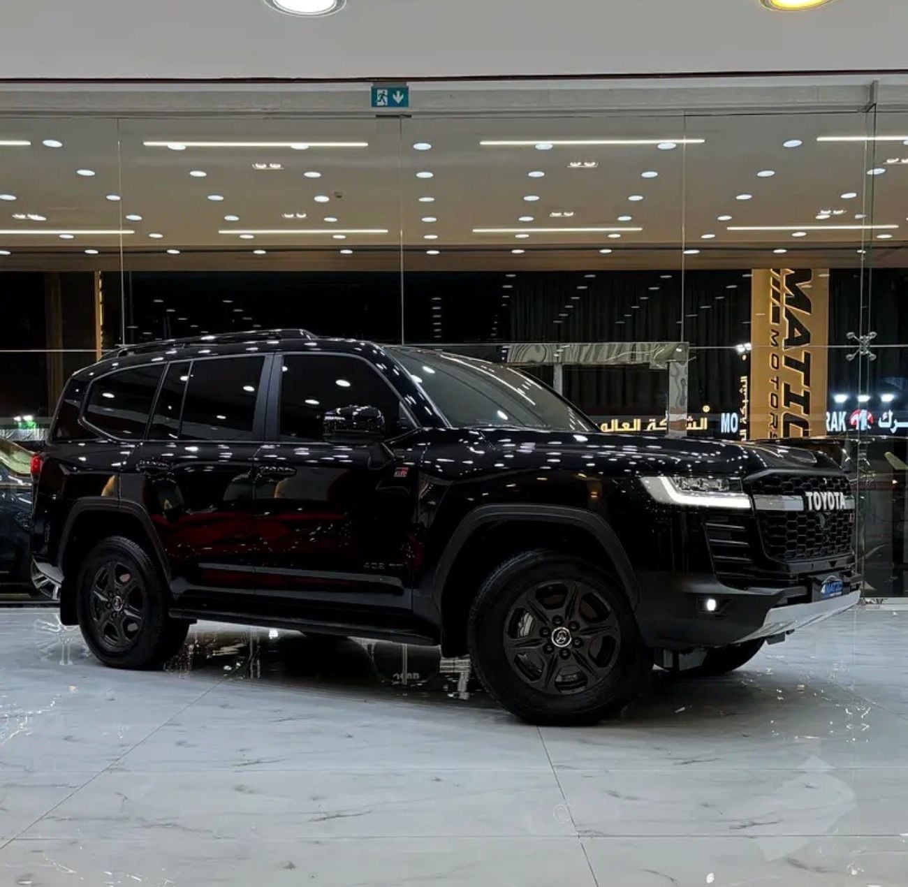 تويوتا لاند كروزر 2022 Model GR Sports Full Option Red and Black Interior Very Clean and Perfect Condition