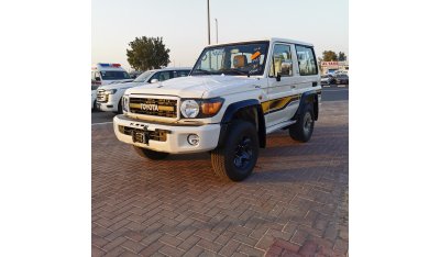 تويوتا لاند كروزر هارد توب 4.0L Petrol, M/T,  Alloy Rims, DVD Camera ,Leather Seats, Diff Lock, 4WD (CODE #  LC71MT)