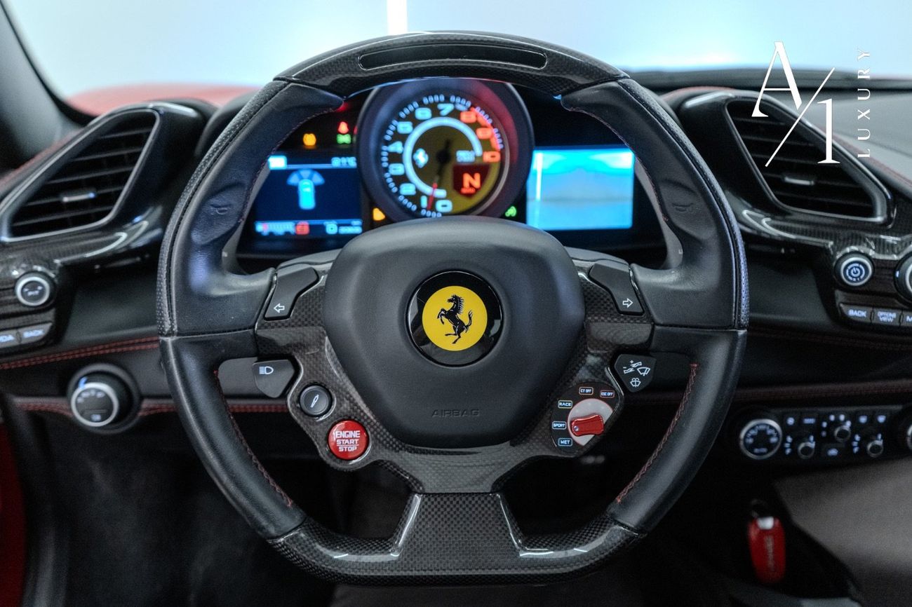 Ferrari 488 Std 3.9L 2017 Ferrari 488 GTB, Excellent Condition, Fully Loaded, Carbon Fibre Accents, European Spe