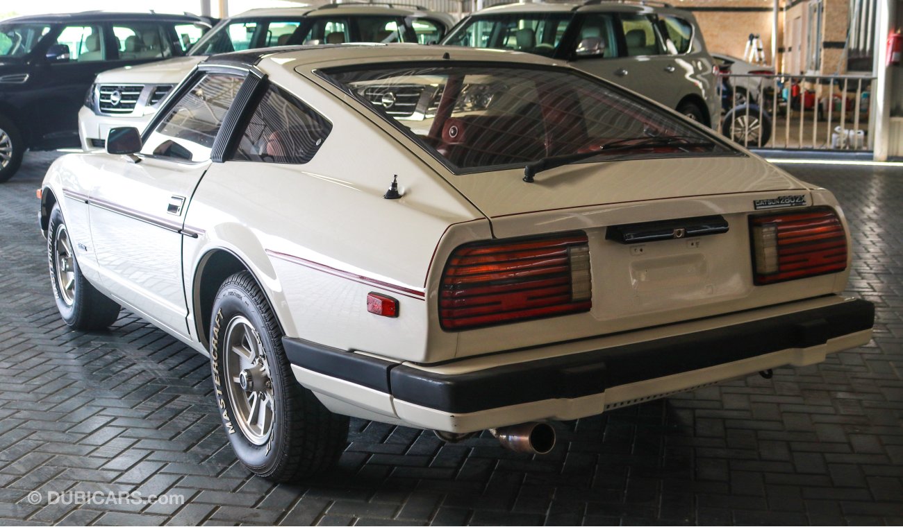 Datsun 280ZX Datsun ZX 280 is in excellent condition and has absolutely no defects