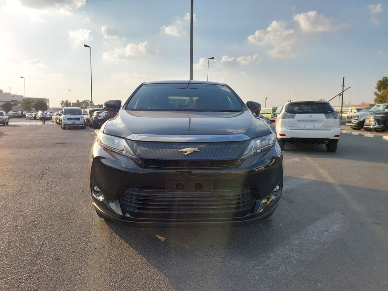 Toyota Harrier TOYOTA HARRIER SUV RHD 2016 MODEL 2.0 L PETROL AUTOMATIC(PM89761)