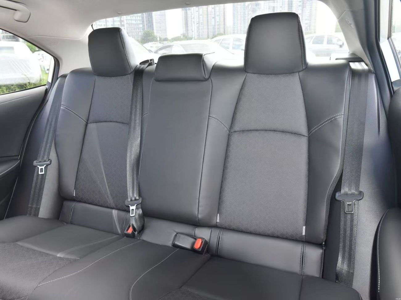 Toyota Corolla GLI HEV 1.8L