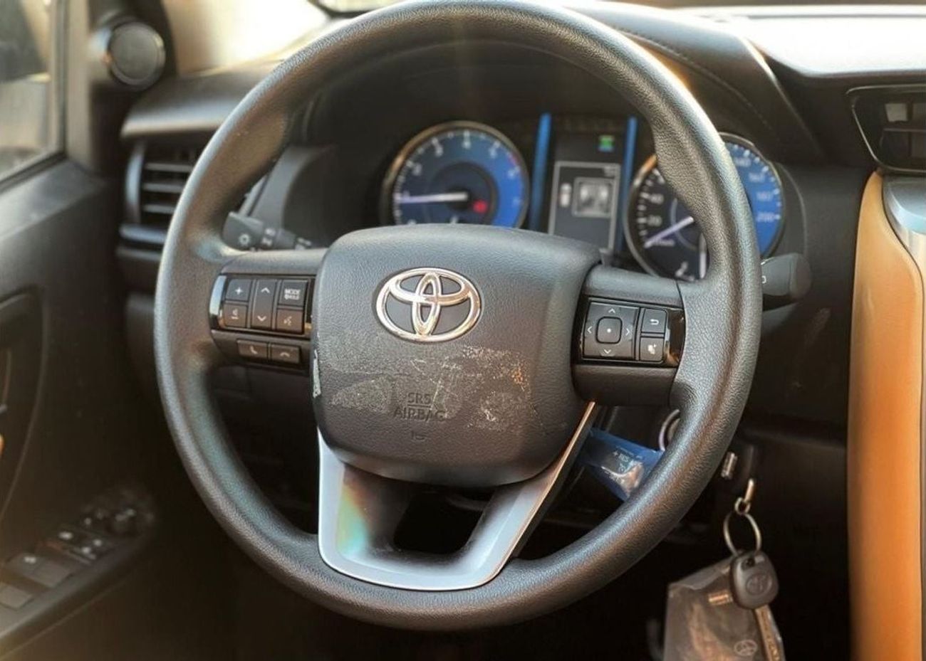 Toyota Fortuner TOYOTA FORTUNER (TGN156) 2.7 L SUV 4WD 5Doors 2024