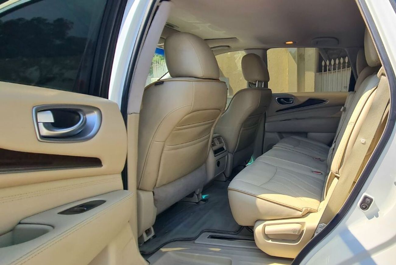 Infiniti JX35 Infiniti jx35 gcc 2013 full option