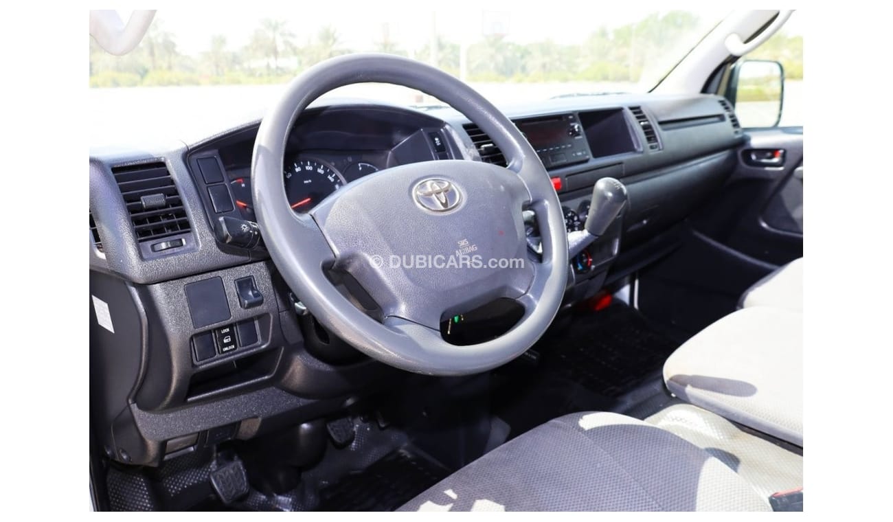 Toyota Hiace Hiace GLS | Delivery Van | Excellent Condition | GCC Specs