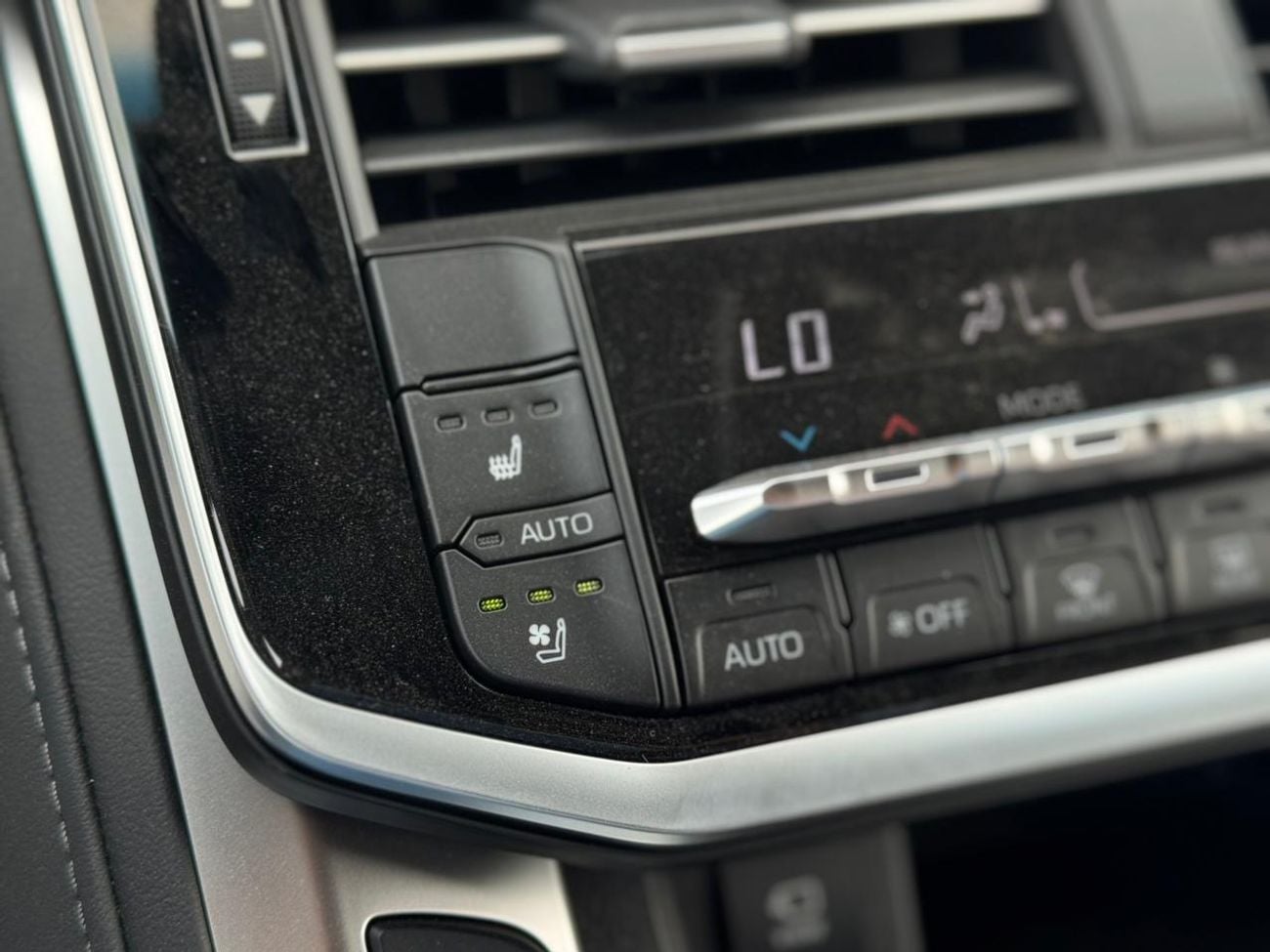 تويوتا لاند كروزر TOYOTA LAND CRUSER 3.5L 2025 GCC BRONZ