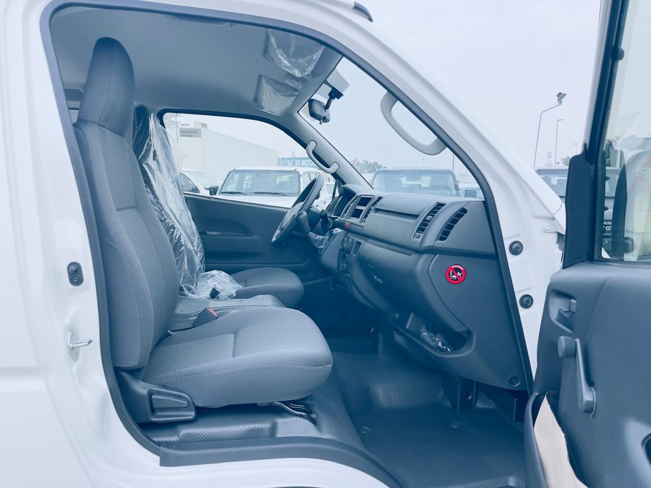 Toyota Hiace toyota hiace cargo 2.5l dsl 2025