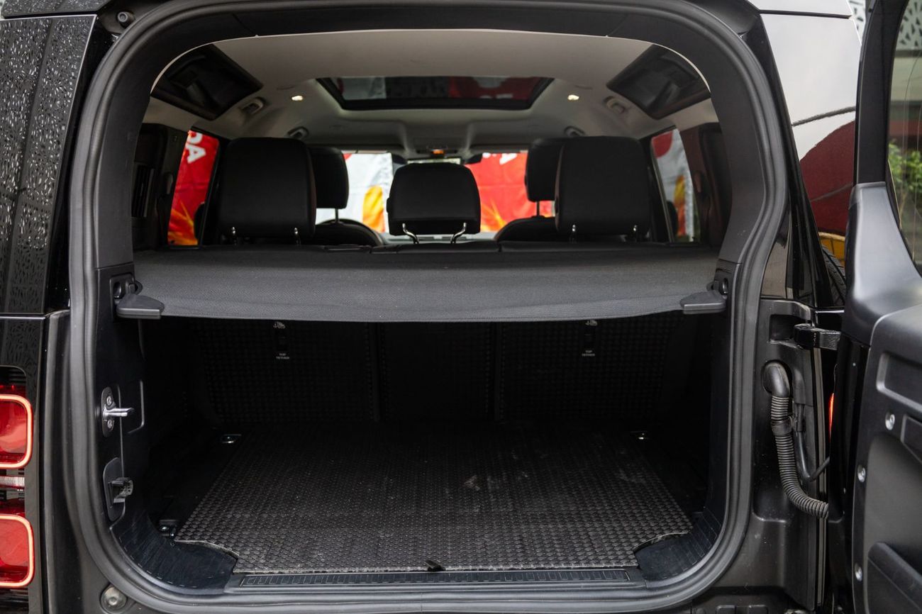 Land Rover Defender P300 110 S 2.0L (5 Seater)