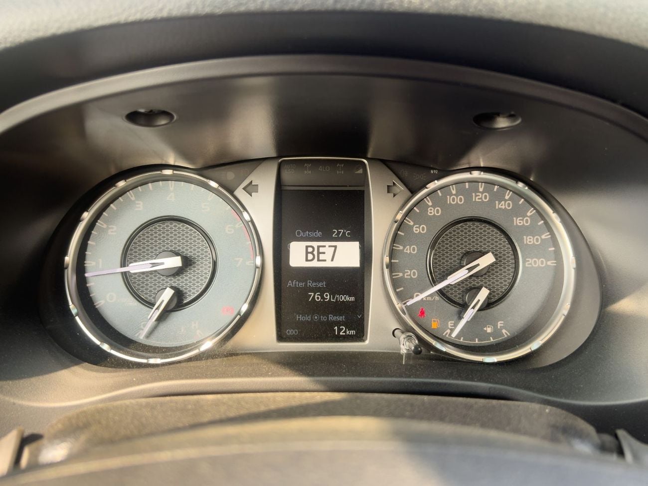 Toyota Hilux EXPORT ONLY - GLS 2.7L 4WD Single Cabin (With Central Diff Lock)
