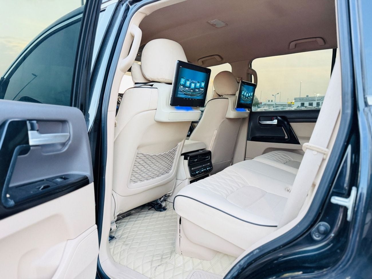تويوتا لاند كروزر GXR+ 4.0L