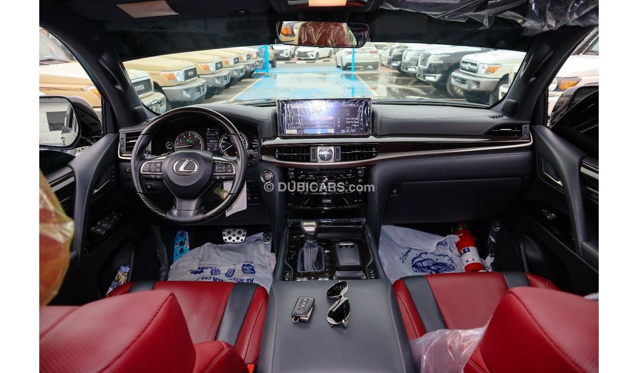 لكزس LX 570 • LEXUS - LX 570 – 2018 MODEL 5.7L 8cy 4946 km use