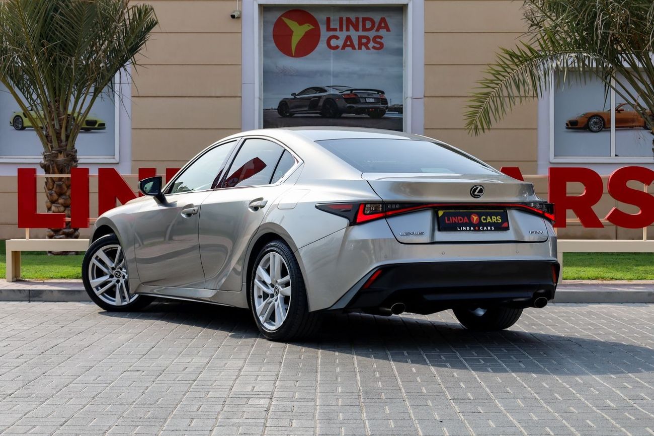 Lexus IS300 Premier Lexus IS300 2021 GCC under Warranty with Flexible Down-Payment/ Flood Free.