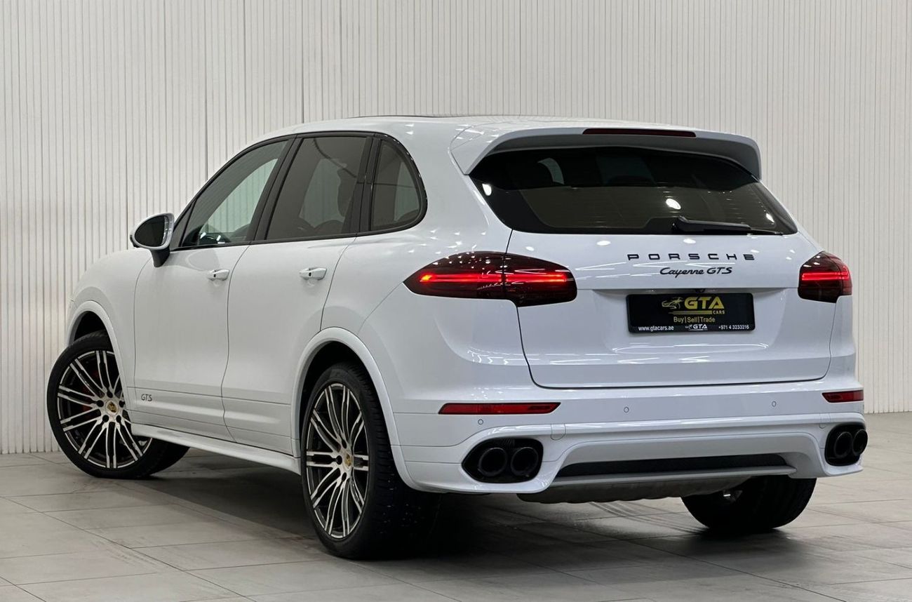 Porsche Cayenne 2016 Porsche Cayenne GTS, Full Service History, Carbon Fiber Package, Excellent Condition, GCC