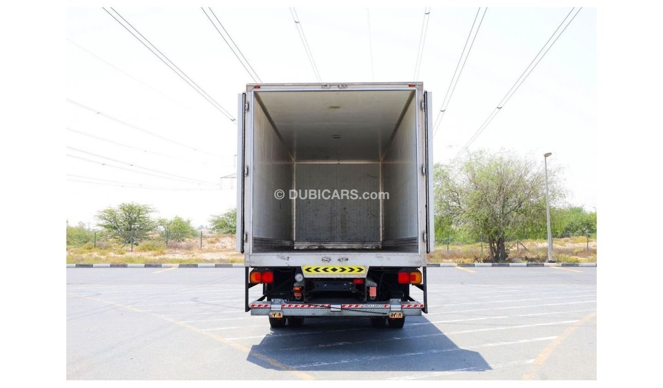 Hino 500 2019 Hino 500 - 1625 | 10 Ton - Insulated Box | Diesel | GCC Specs | Excellent Condition