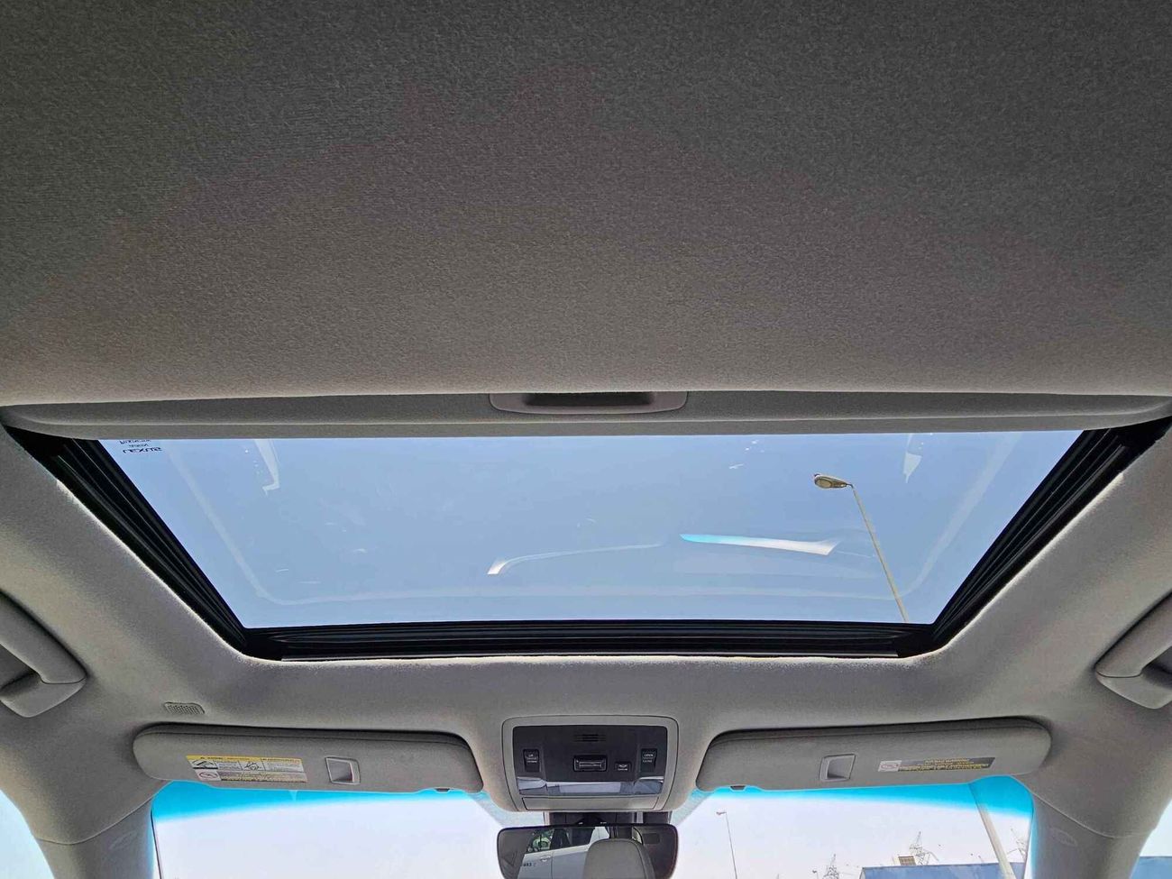 Lexus RX350 / FULL OPTION/ ONLY DOOR REPLACED/ ORIGINAL MILEAGE/ 1516 Monthly LOT# 57723