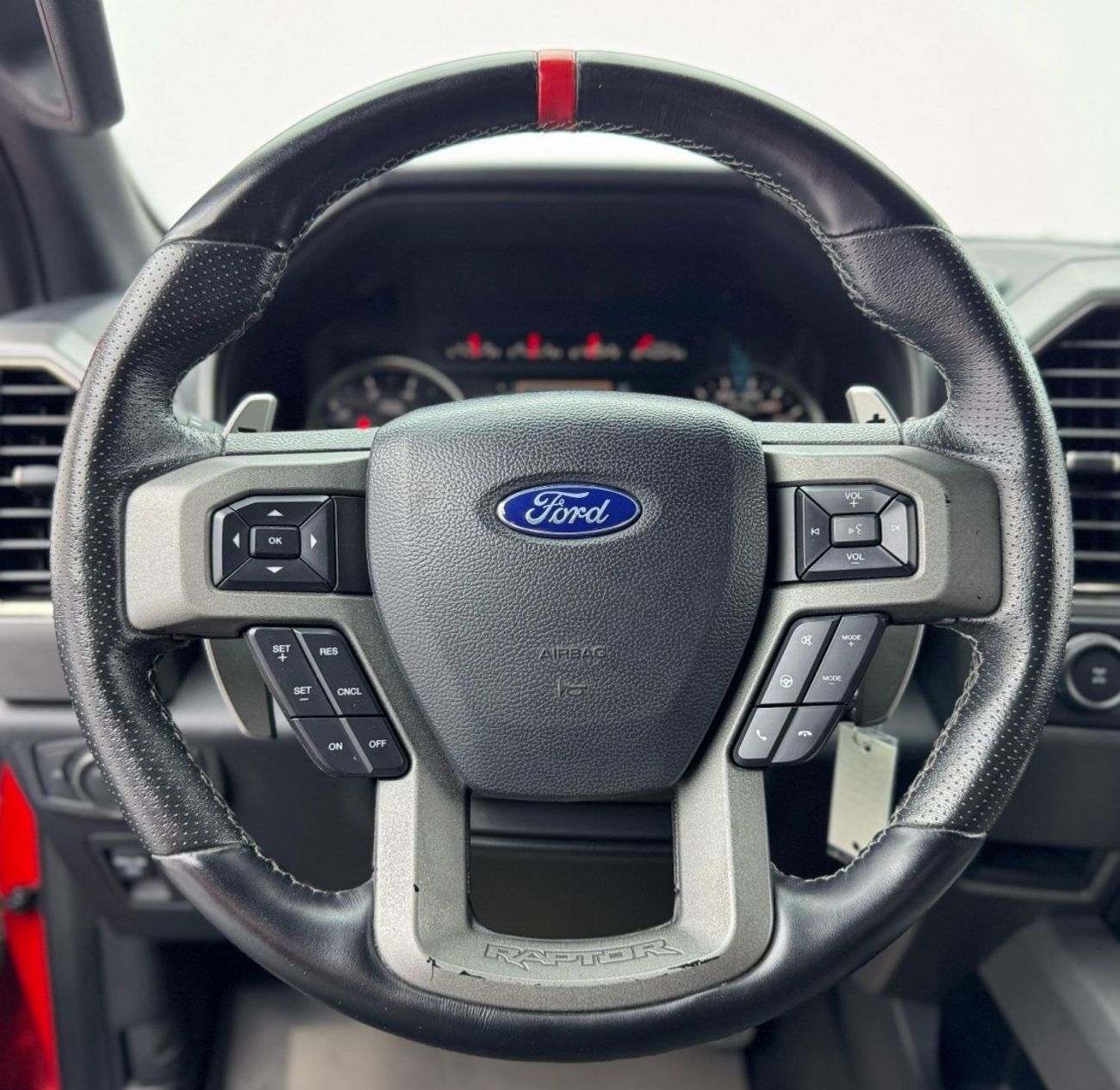 فورد إف-150 رابتور 2020 Ford F-150 Raptor, 2026 Ford Warranty, Full Ford Service History, GCC