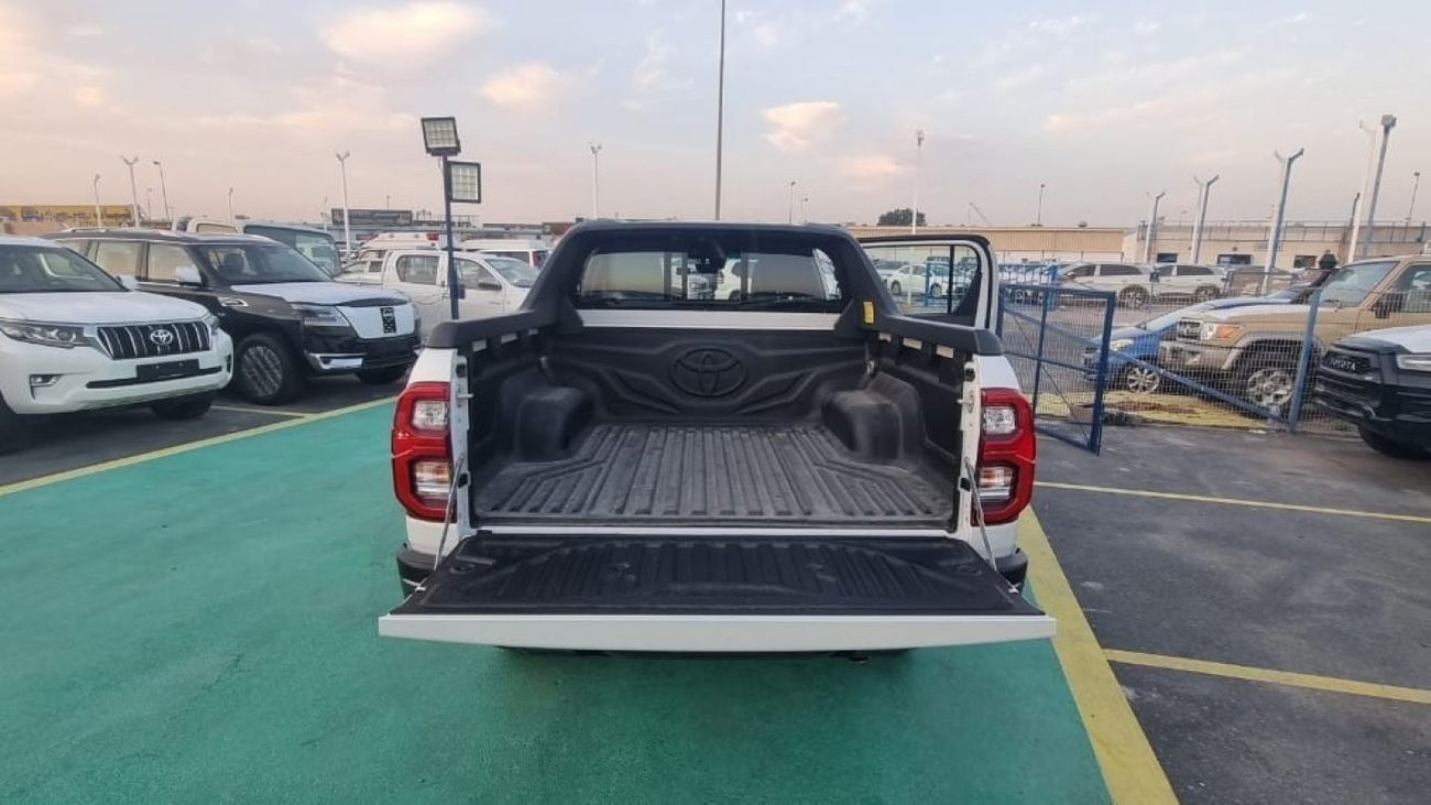 Toyota Hilux adventure automatic . diesel, 2.8 engine , 360 camera ,2023 model