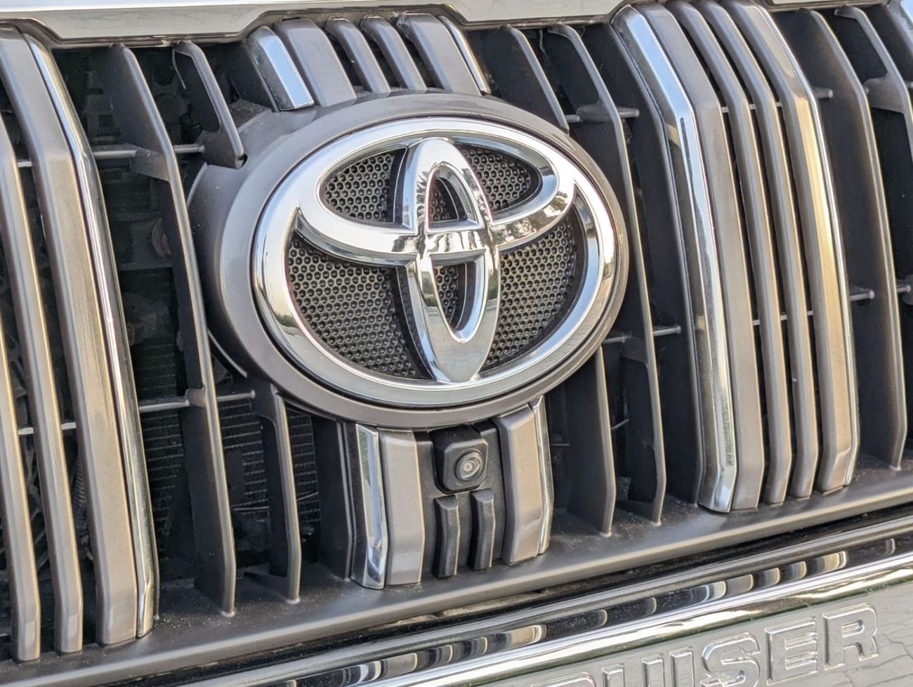 تويوتا برادو Toyota Prado 2011 facelifted to 2023 black colour