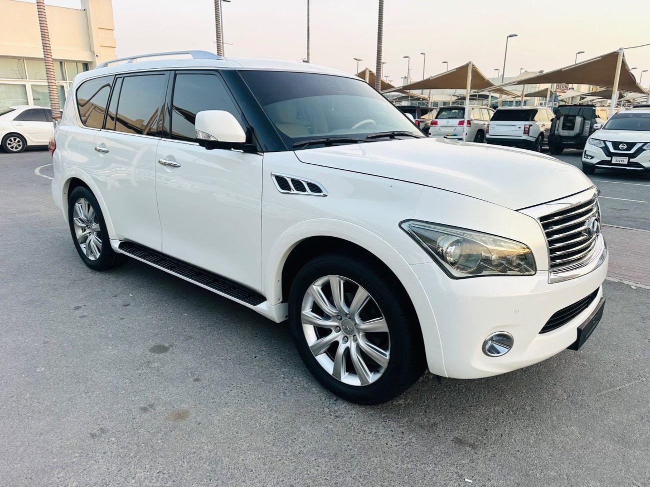 Infiniti QX56 