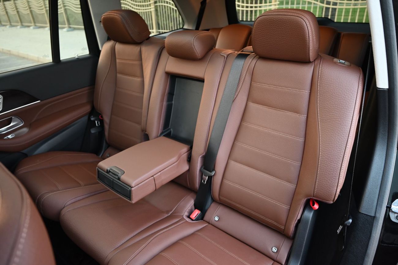 Mercedes-Benz 450 5999 AED - GLS 450 4MATIC PLUS 2025 - GERMAN SPECS