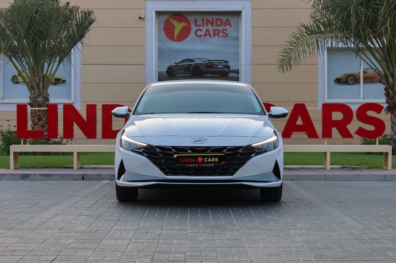 Hyundai Elantra Hyundai Elantra Comfort 2023 GCC under Agency Warranty with Flexible Down-Payment/ Flood Free.