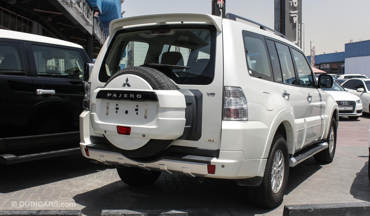 Mitsubishi Pajero GLS V6