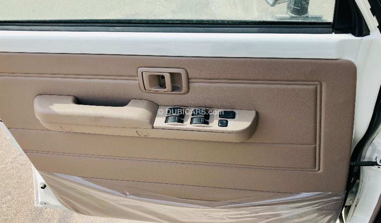 Toyota Land Cruiser Pick Up Double Cabin pickup 4.5L DIESEL V8 4WD 2022