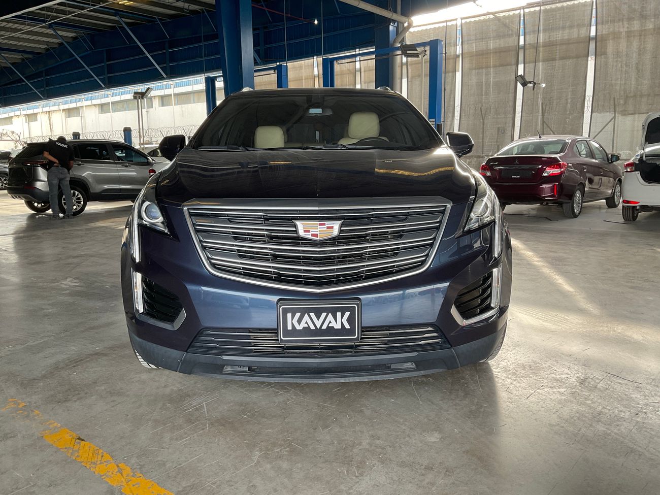 كاديلاك XT5 Luxury AWD | شامل الضمان | 0 ﺪﻔﻋﺓ ﺃﻮﻟﻯ