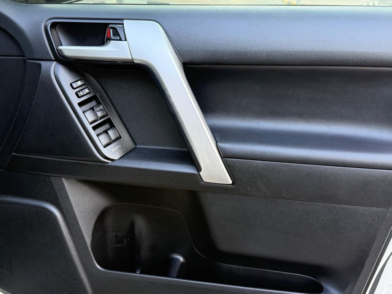 تويوتا برادو VX FULL OPTION AUSTRALIA SPEC