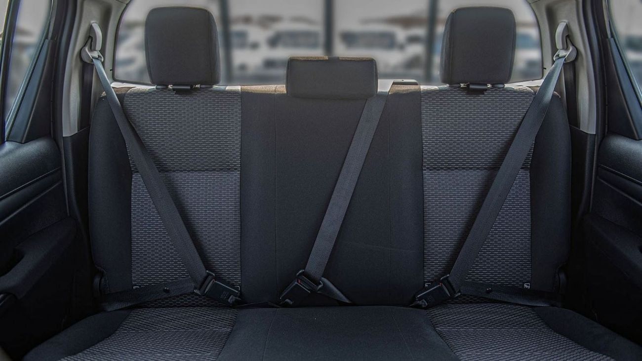 تويوتا هيلوكس SGLX HILUX 2.4L AT