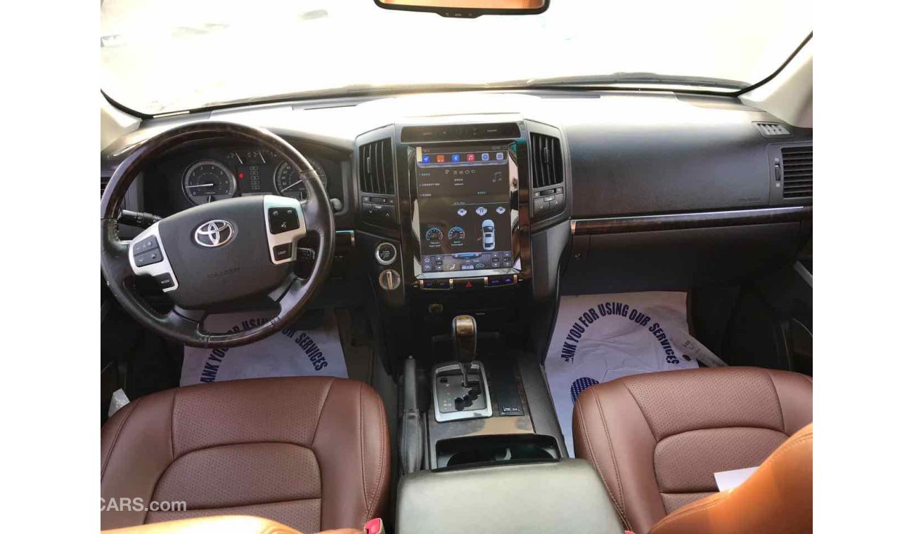 Toyota Land Cruiser fresh and very clean inside out and ready to drive