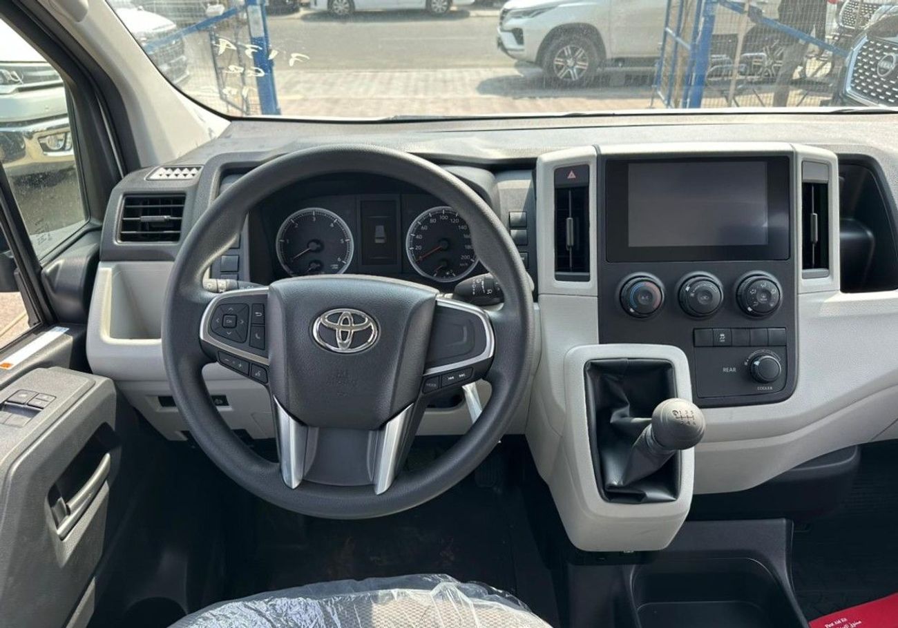 Toyota Hiace Van High Roof 2.8L (174 HP) M/T 2025 Diesel