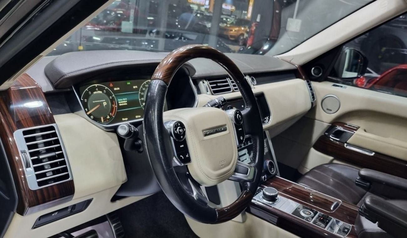 لاند روفر رينج روفر SUMMER  PROMOTION RANGE ROVER VOGUE SE SUPERCHARGED 2013 GCC IN PERFECT CONDITION FOR 69K