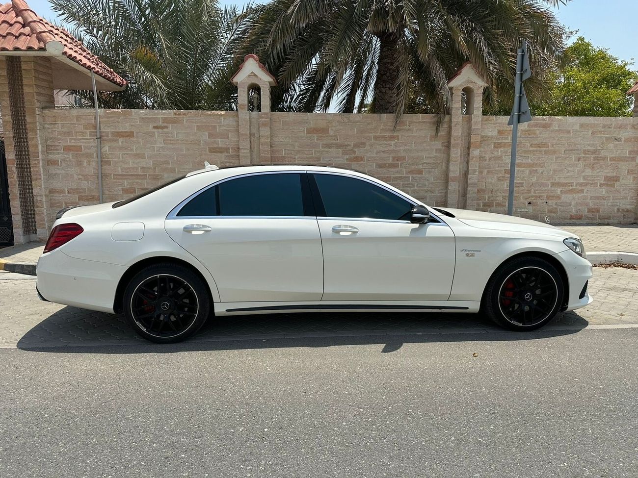 مرسيدس بنز S 560 With S63 Badge
