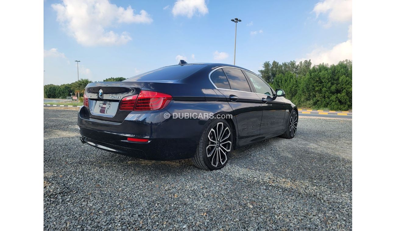 BMW 528i BMW 528I 2015