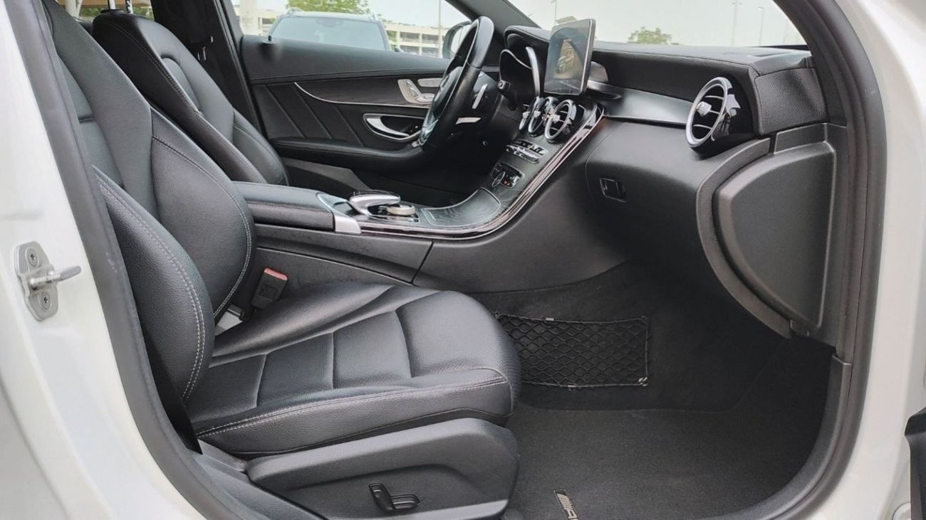 Mercedes-Benz C 200 AMG Pack