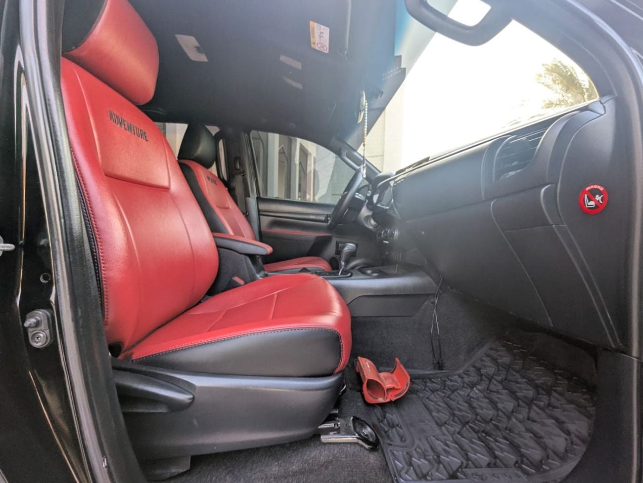 Toyota Hilux GLX 2018 Toyota Hilux Adventure GCC Specs Facelifted 2026 V4 2.7L Interior and Exterior Well-maintaind
