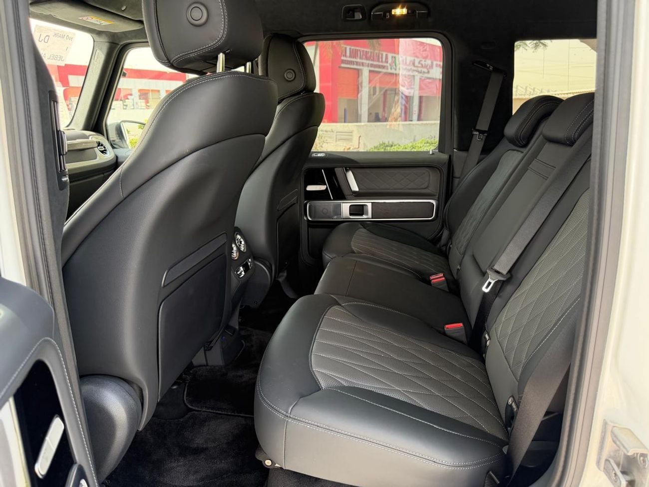 Mercedes Benz G63 AMG STD NIGHT PACKAGE