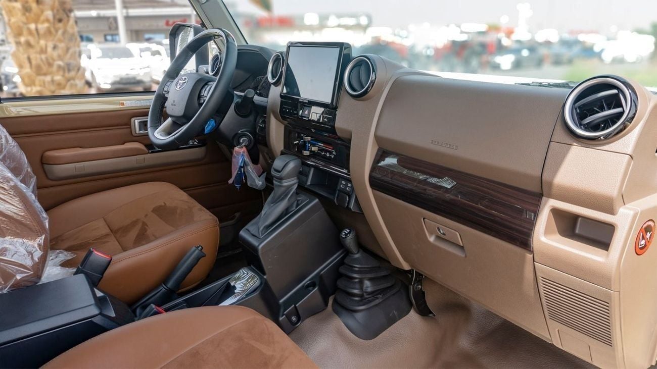 تويوتا لاند كروزر بيك آب 2026 Toyota Land Cruiser LC79 DC 2.8L AT Diesel Full Option