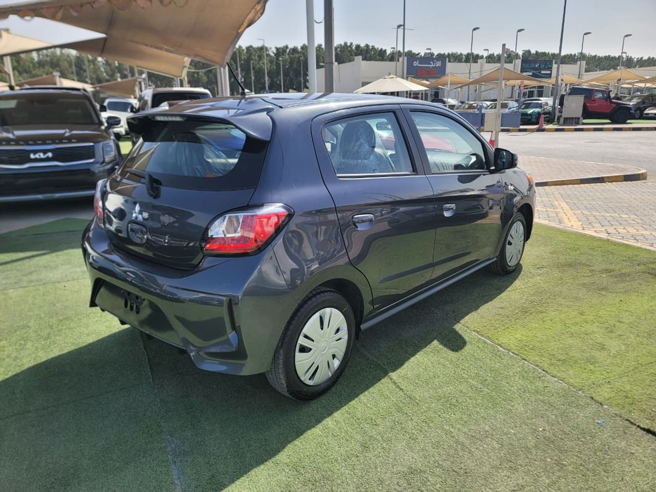 ميتسوبيشي ميراج GLX Mid 1.2L