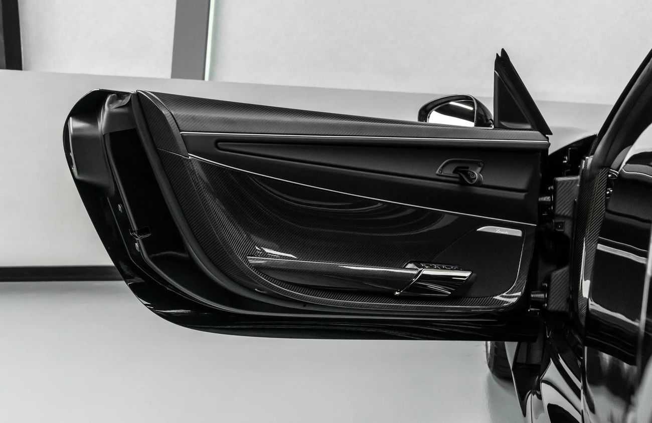 Porsche 918 Spyder 4.6L V8 N/A Engine + eMotor