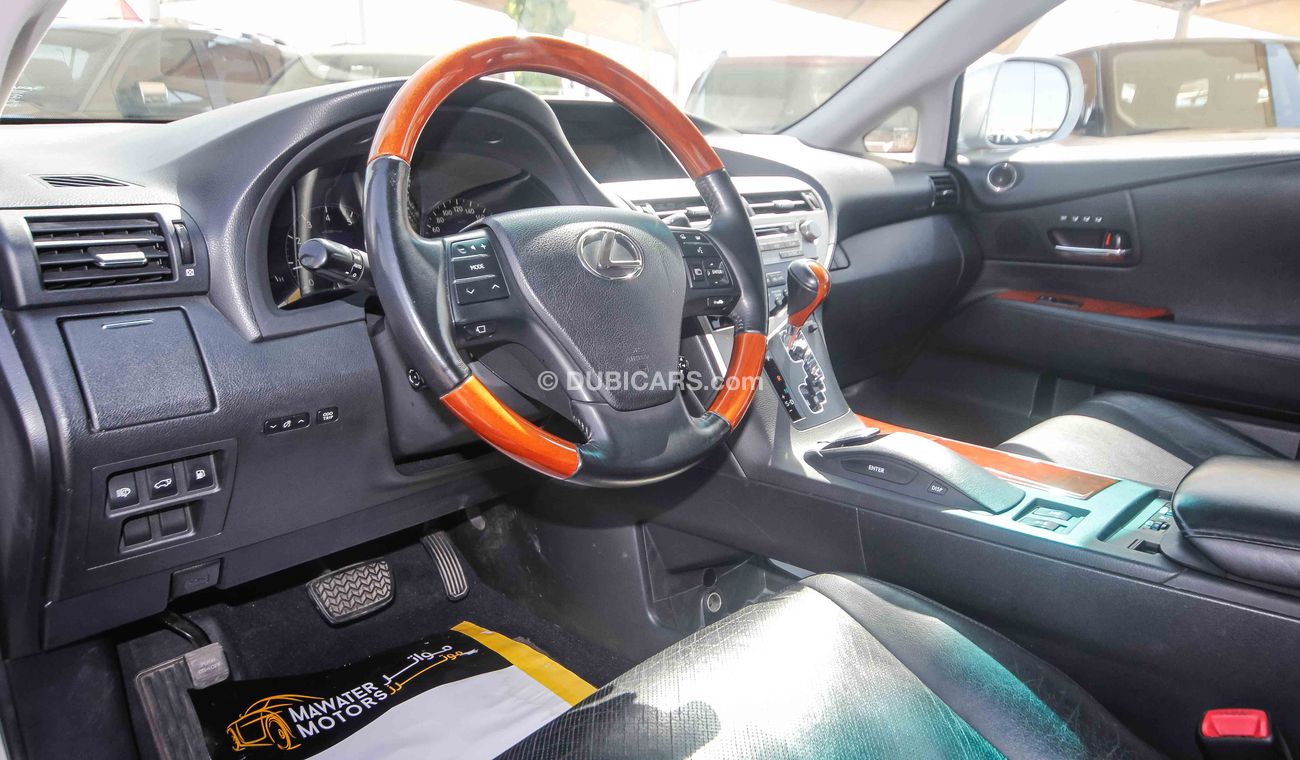 Lexus RX350 FULL SERVICE HISTORY GCC SPECIFICATION